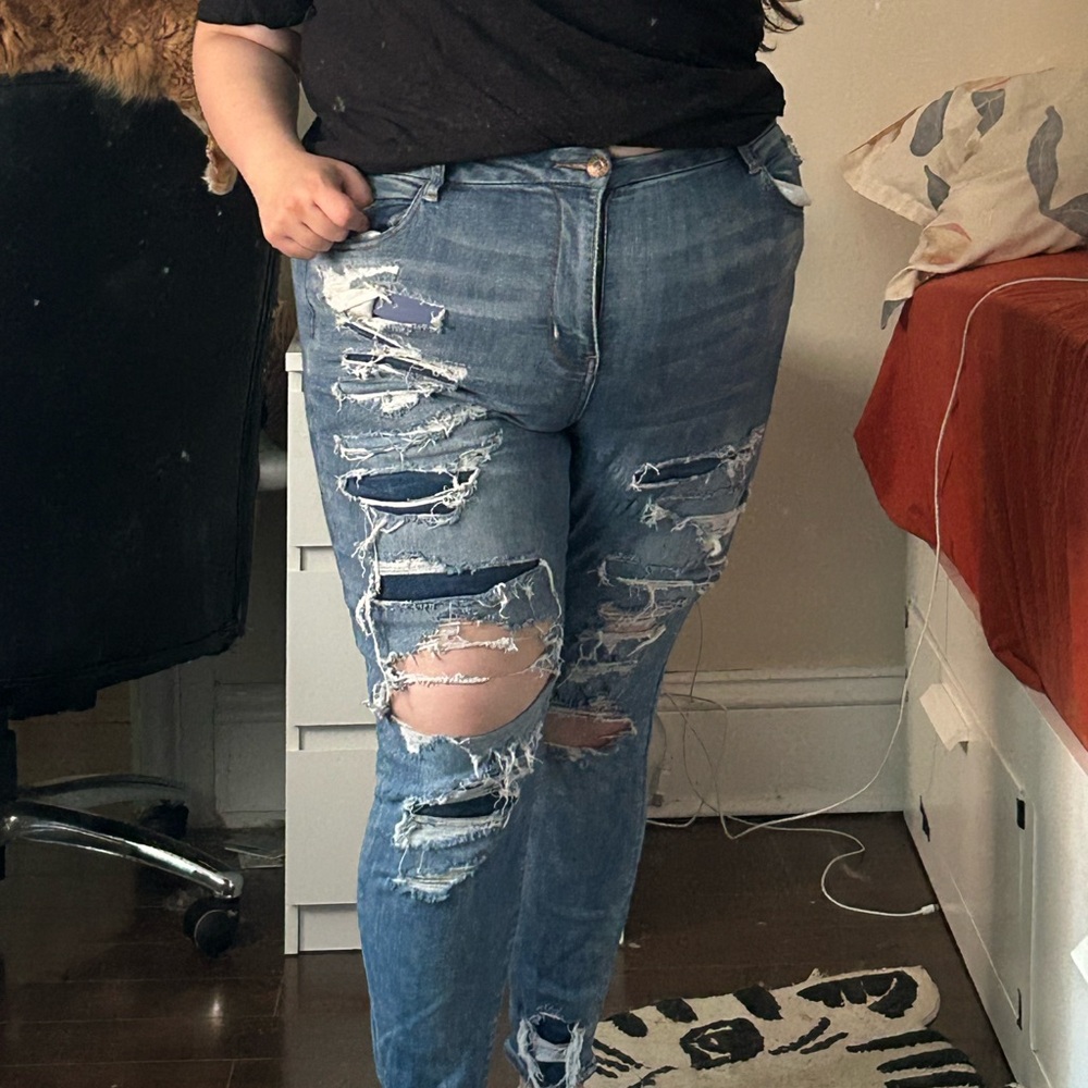 American Eagle Ripped Jeggings